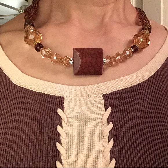 Brown Necklace - Picture 4 of 6